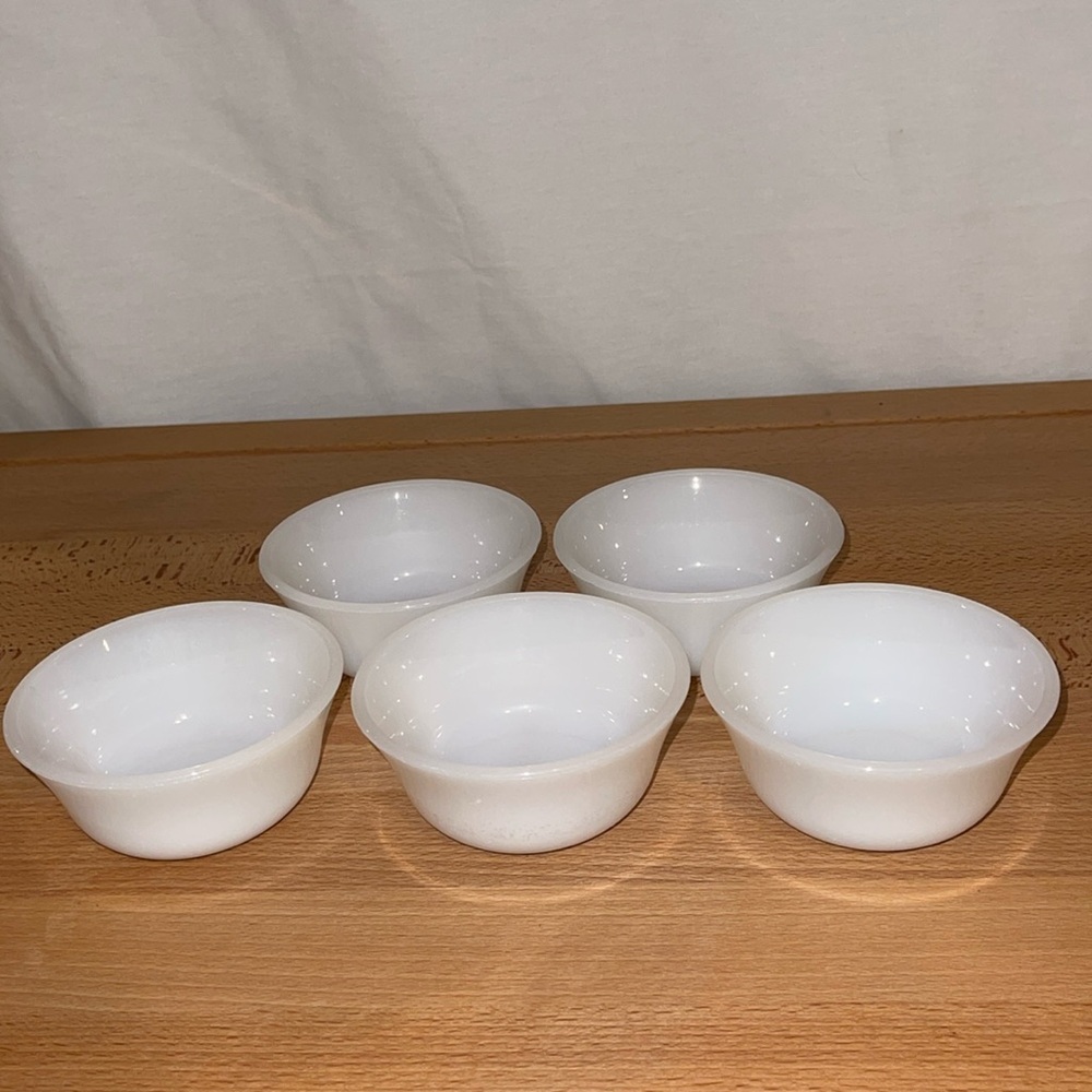 (5) Vintage Glasbake Milk Glass serving / prep bowl set